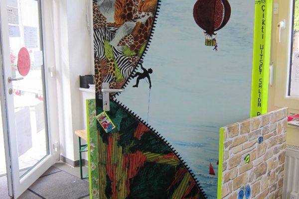 Kunst-Projekt „24 Türen“ vollendet